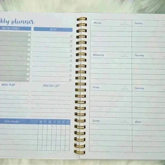 Weekly Planner and Purple Series Highlighter Pen Set Bundle - Picture 6 of 9
